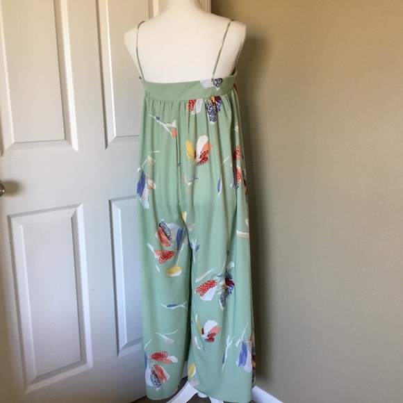 Floral Print Jumpsuit - Picture 7 of 7